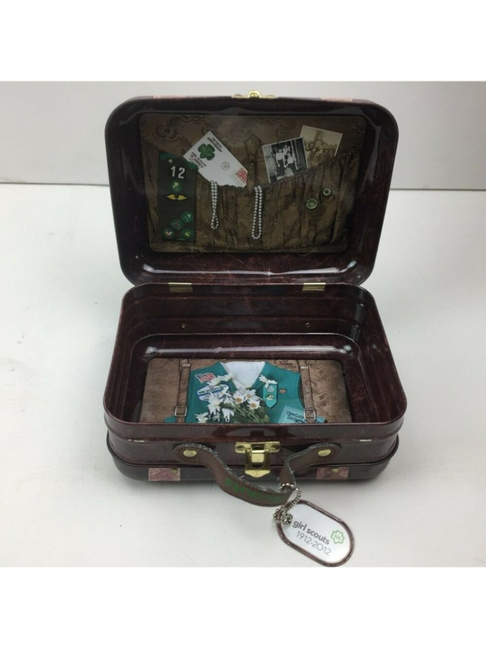 Girl Scout 1912-2012 Travel Suitcase 100th Anniversary Centennial Tin Lunch Box - Picture 9 of 12